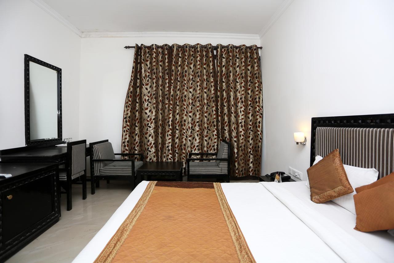 Oyo 1672 Hotel The Pearl Mussoorie Eksteriør billede
